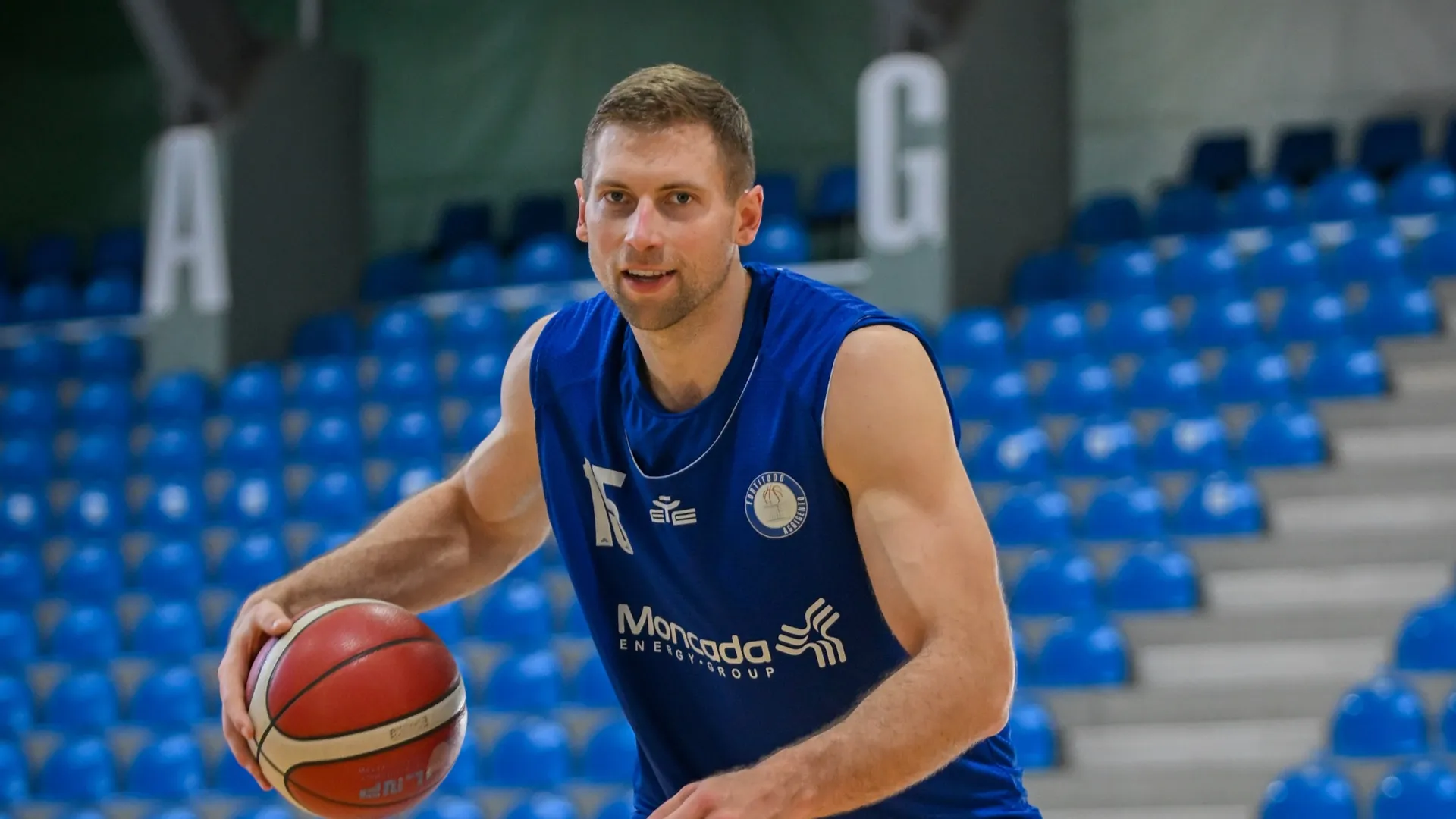 Nuovo Giocatore Douvier